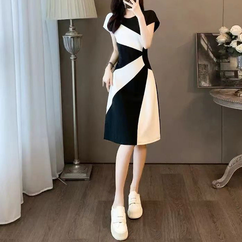 Temperament Waist-controlled Slimming Black And White Stitching Casual Dress - DOGNORGAL