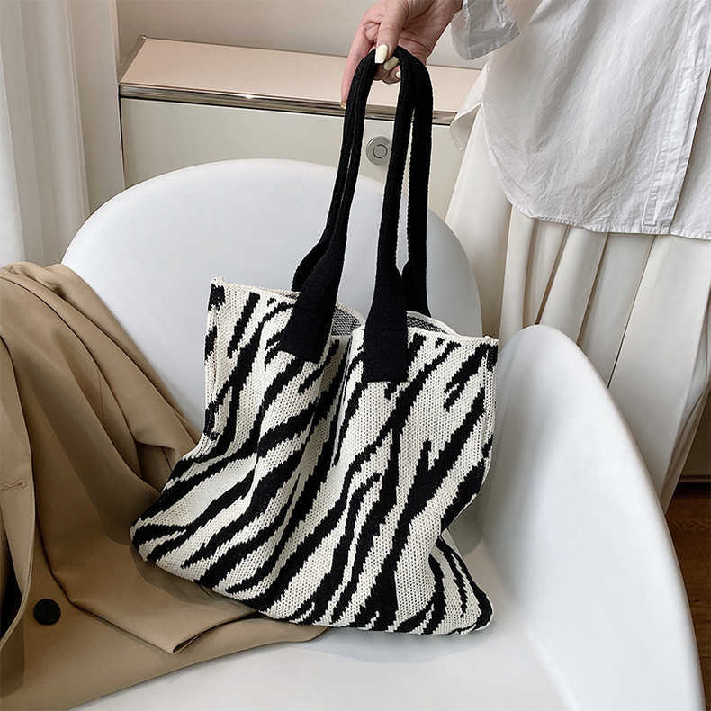 Tote New Large Capacity Single Shoulder Zebra Pattern Knitted Bag Women - DOGNORGAL